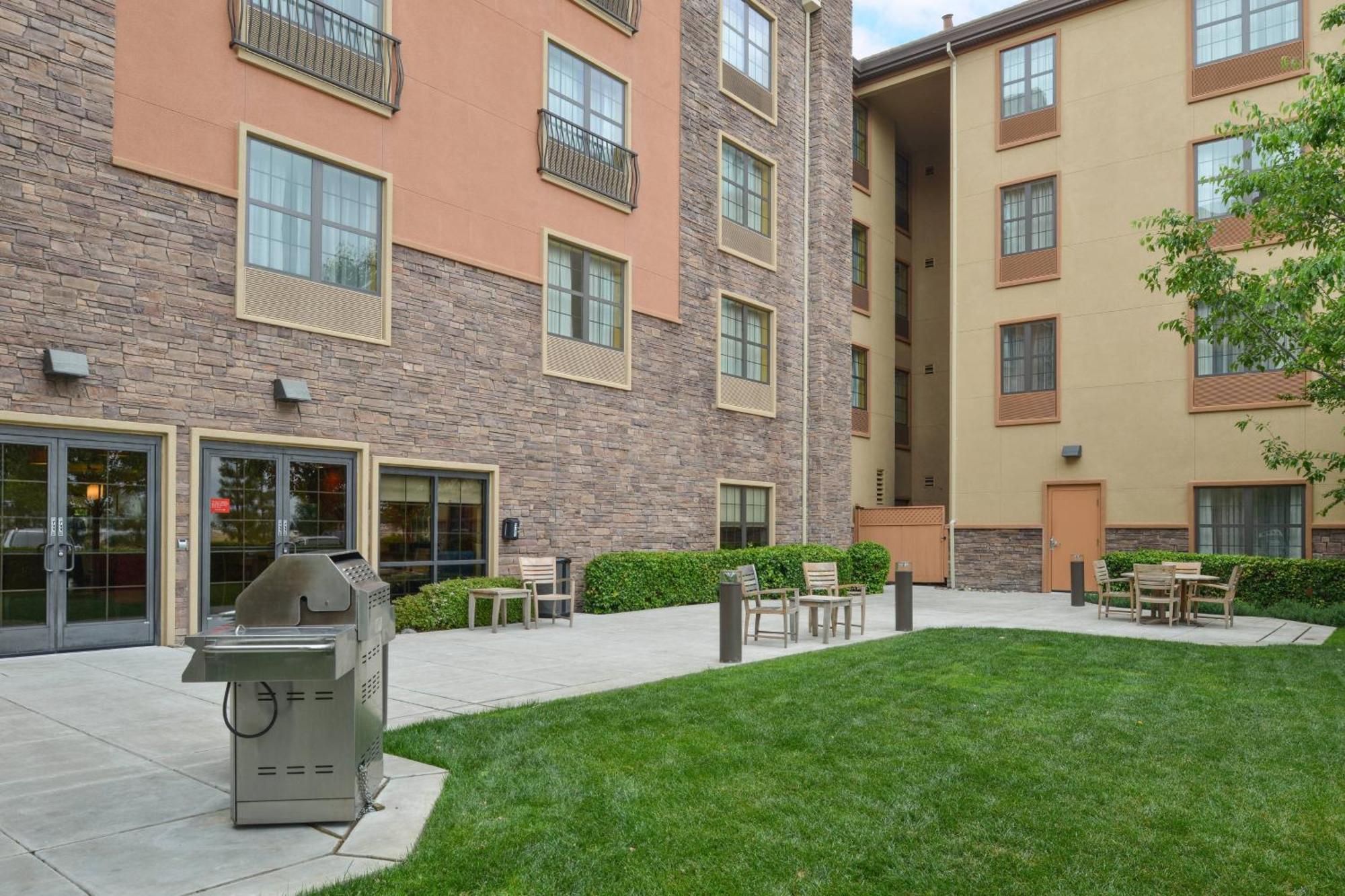 Towneplace Suites By Marriott Sacramento Roseville Exterior foto
